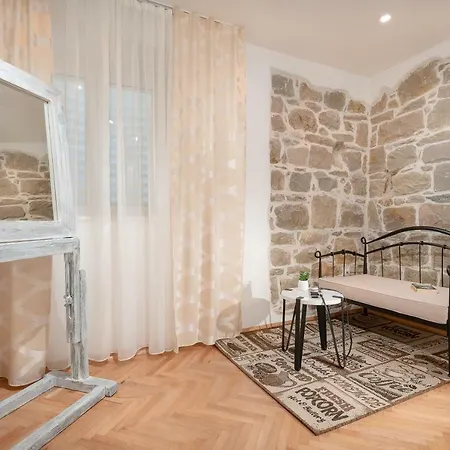 Lägenhet Boris Split
