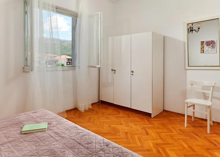 Διαμέρισμα Boris