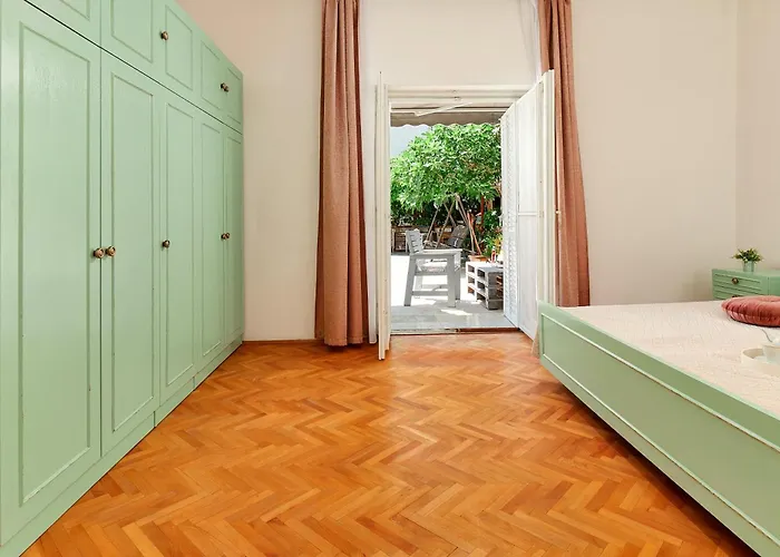 Boris Διαμέρισμα Σπλιτ